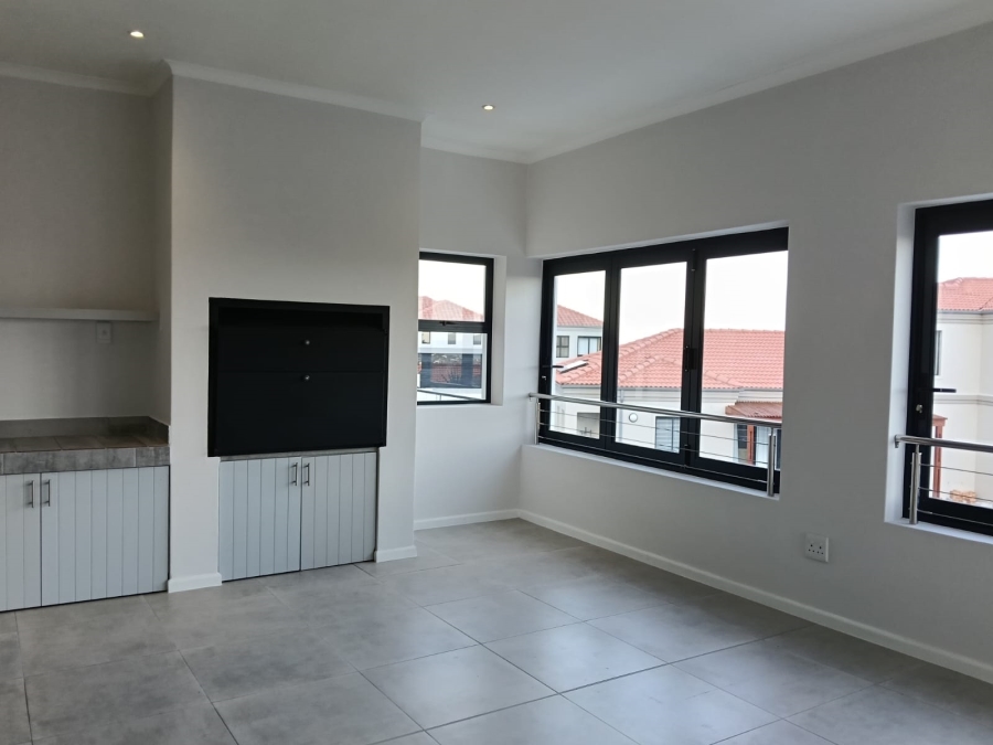 4 Bedroom Property for Sale in Berghof Western Cape